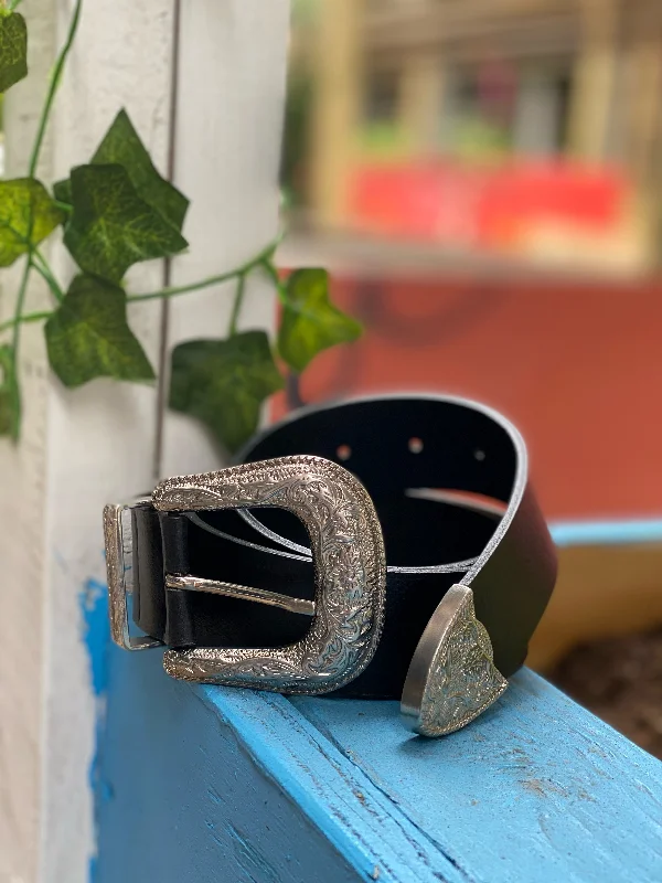 Emmylou Belt in Black/Silver from Novacas