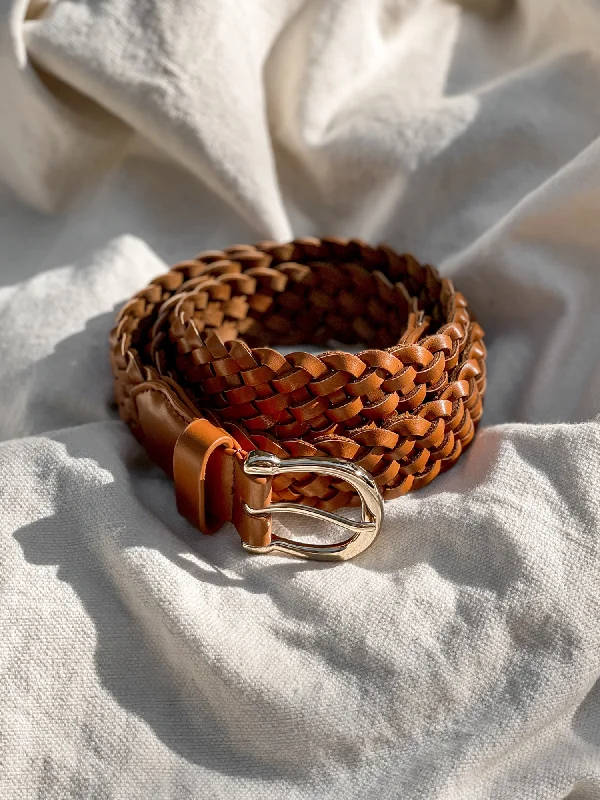 Classic Braided Belt in Tan